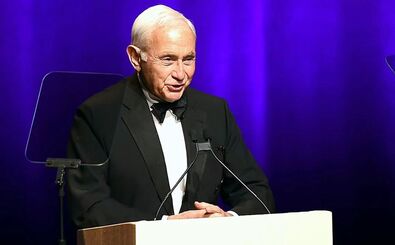 دُم موساد از پرونده جنسی اپستین بیرون زد