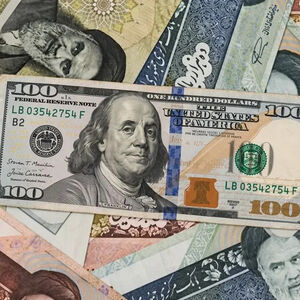 سقوط قدرت خرید ایرانیان؛ چرا سیاست‌های ارزی در مهار گرانی ناکام مانده‌اند؟