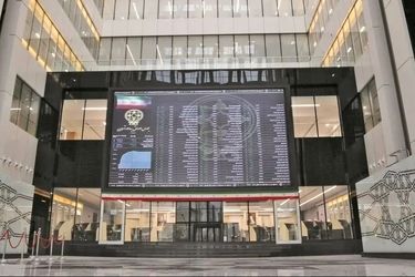 معاملات بورس متوقف شد