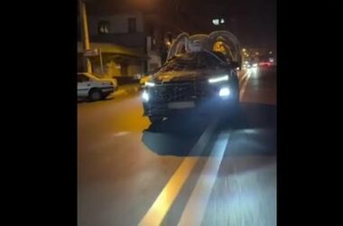 خودرویی عجیب در تهران با تم هالووین/ ویدئو